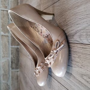 Nude Round Toe Heels